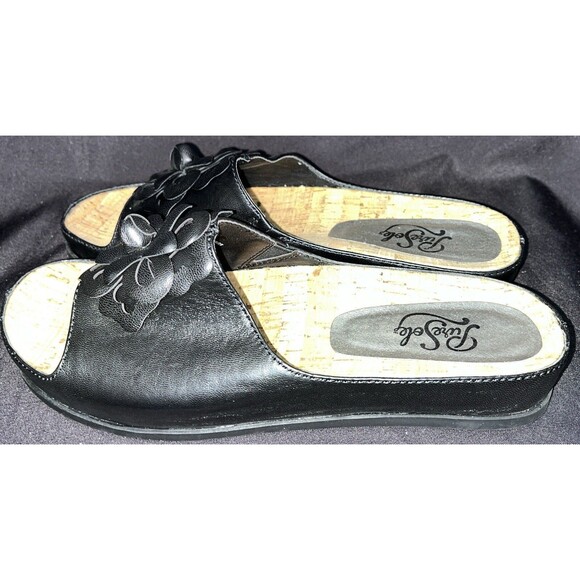 Pure Sole Slip On Sandals black leather with flower accent on the top Women Sz 8 - Picture 11 of 14